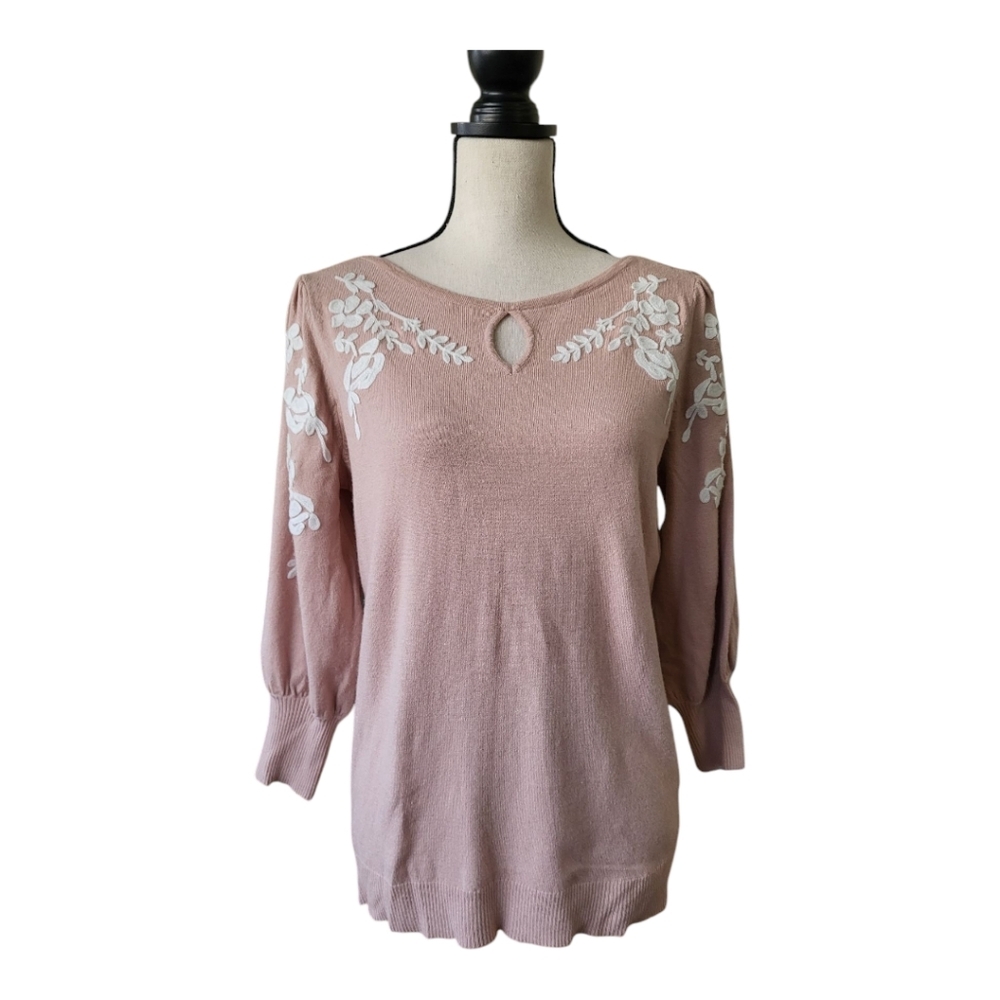 Cactus + Pearl Sweater With‎ Knit Flowers from Crackle Barrel Size S